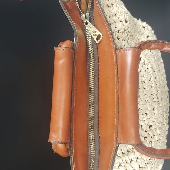 ❌SOLD❌Patricia Nash Ossi Satchel Raffia Crochet Floral Leather Crochet Crossbody - Picture 9 of 16